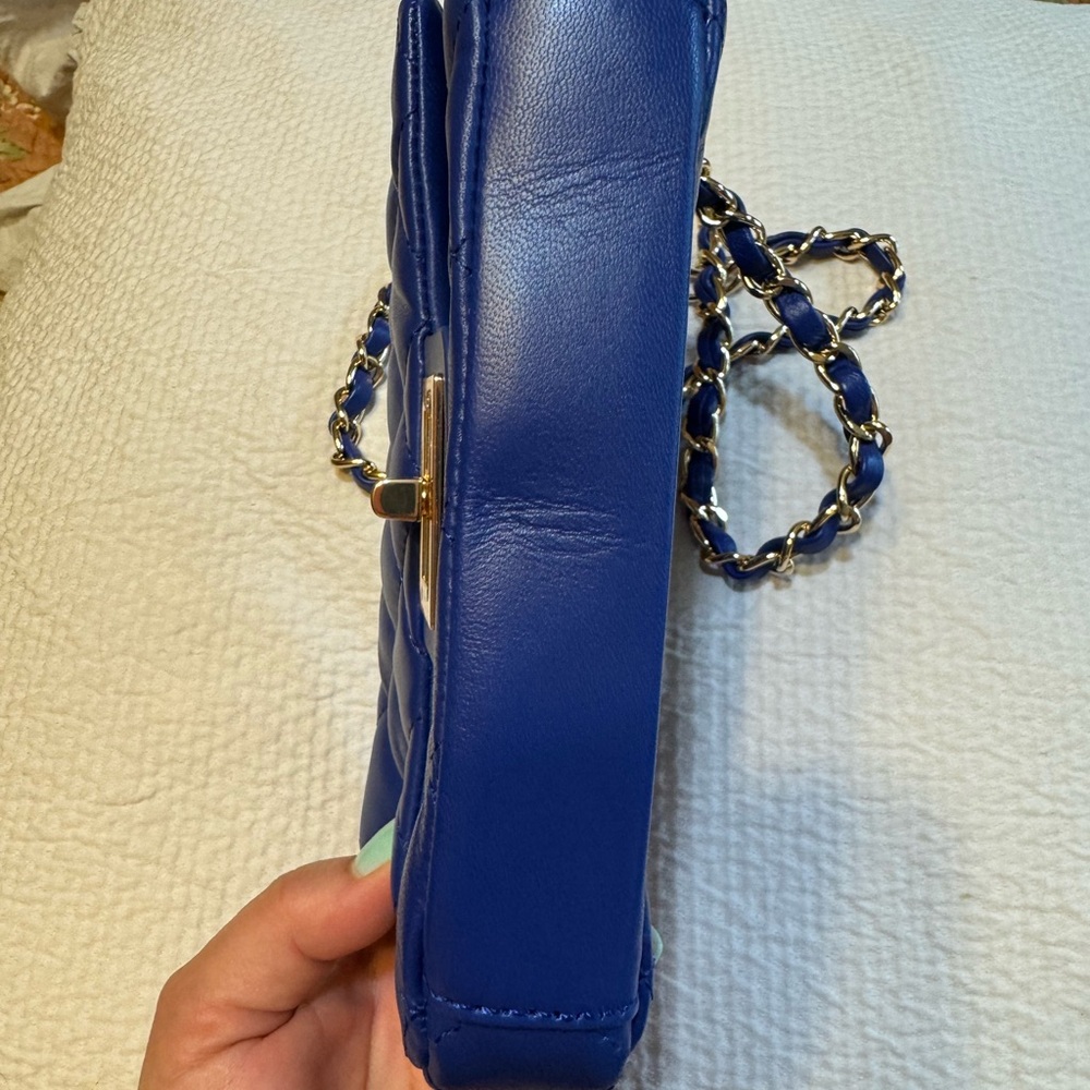 G by Giuliana Blue Quilted lambskin leather shoulder or Belt Bag with Chain NWOT - Picture 5 of 8